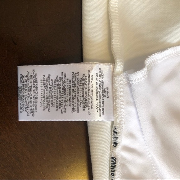 BCBGENERATION WHITE SHORTS - Picture 8 of 10